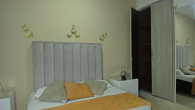 Charlotte_Olsen_ webcam