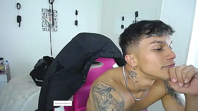 Leonard_Price webcam