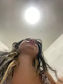 mysteriousgirl20 webcam