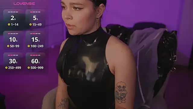 Dominatrix_Alice webcam