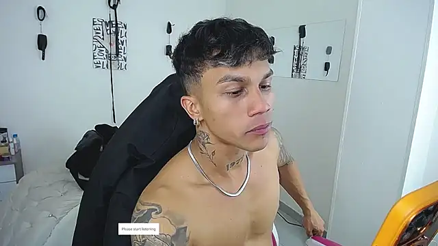 Leonard_Price webcam