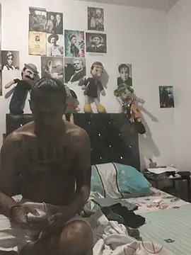 elpeluchenegroxxx3 webcam