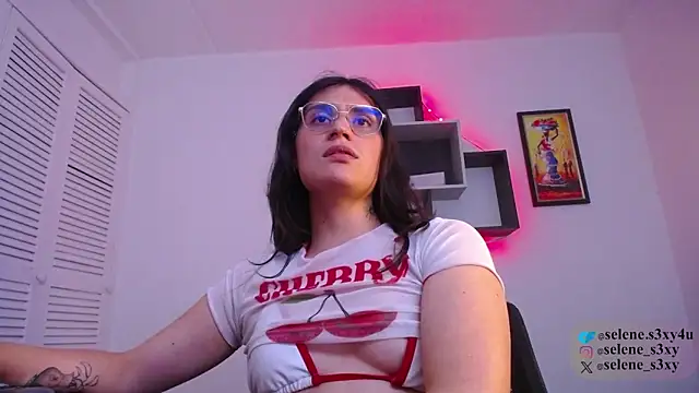 selene_cutie webcam