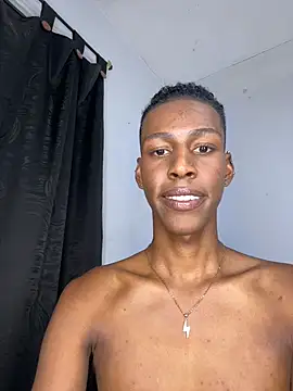 maiki18_ (M twink) - Big cock ready for cumshow