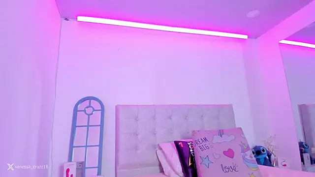 Vanessa_cruz_18 webcam