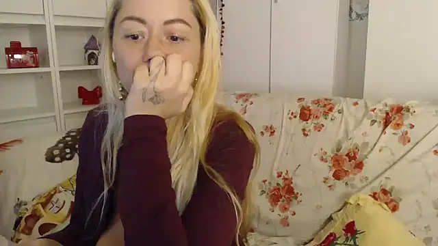 _karolynesyera_ webcam