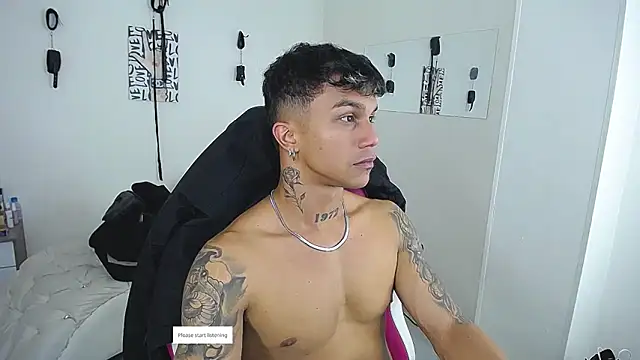 Leonard_Price webcam