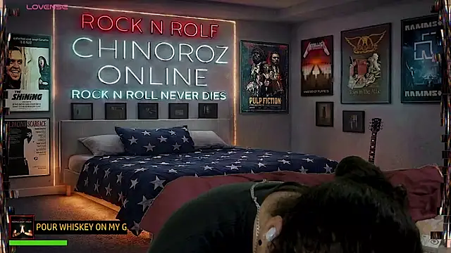 chino_roz webcam