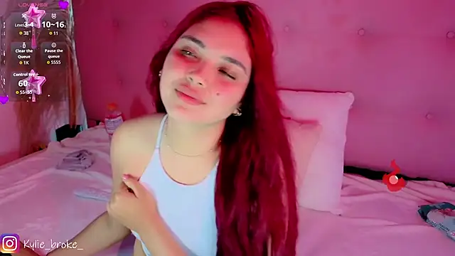 Kylie_brokee webcam
