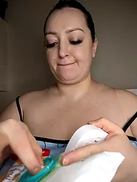 amyra_hot - AMYRA_HOT's free webcam - UK Sex Cams