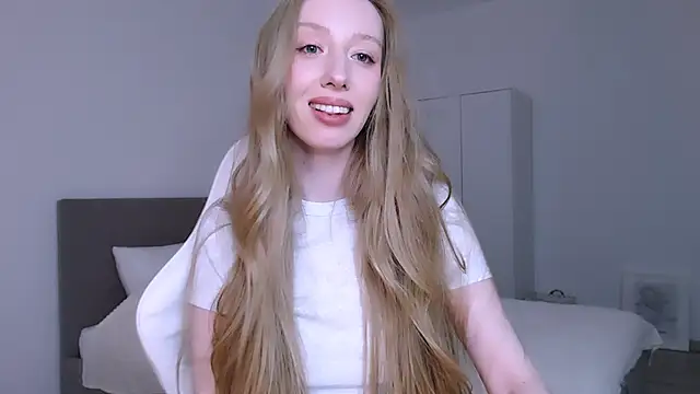 Luna_insniity webcam