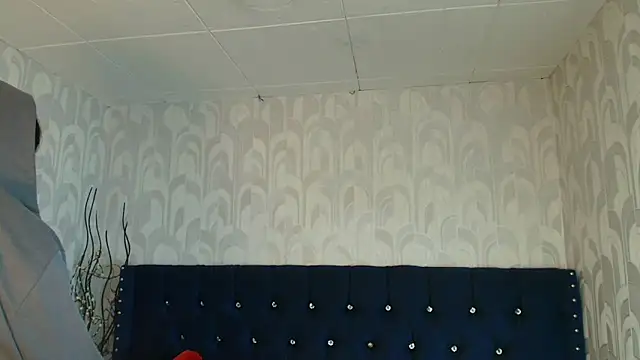 CarolineBrunx webcam