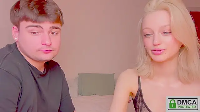 your_molly_mark_ webcam