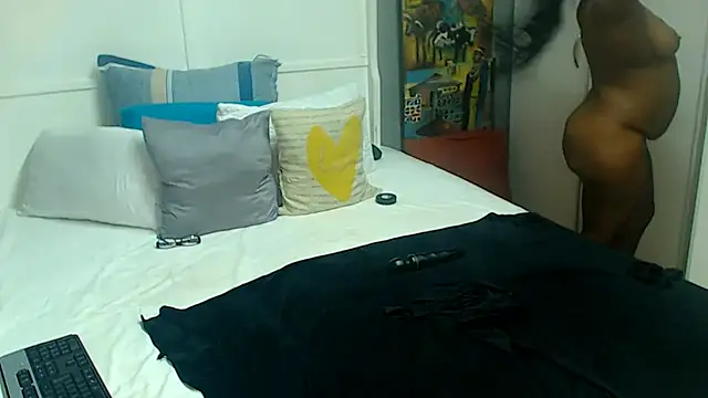 Brunettedevon33 webcam