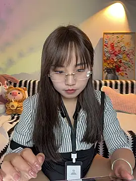 美女juzi1213在线直播