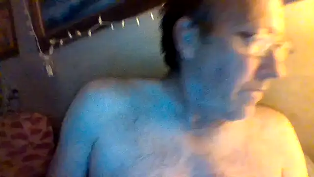 hornyrich69 - Hornyrich69's free webcam - UK Sex Cams