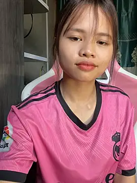 sweet-stars-01 - Sweet-Stars-01's free webcam - UK Sex Cams