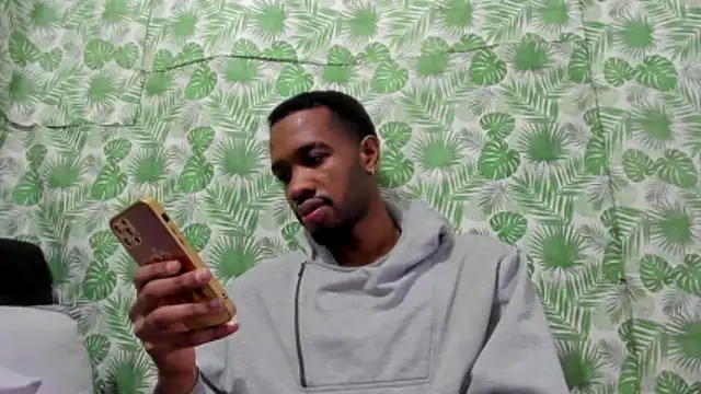 Kofi_exotic_2 webcam