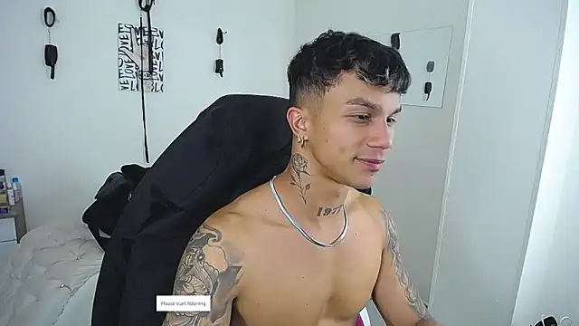 Leonard_Price webcam