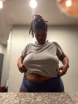 HEARTBREAKBRE webcam