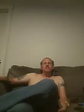 yourMasterisBored webcam