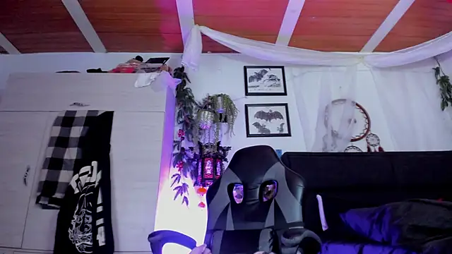 bathory_vamps webcam