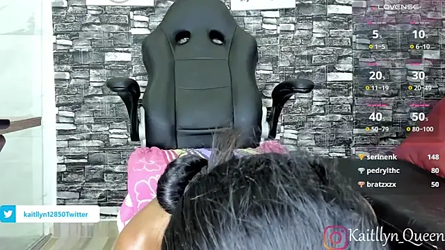 queen_katle - Queen_katle's free webcam - UK Sex Cams