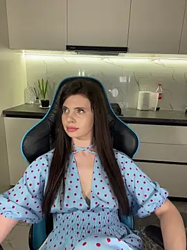 CurlyLara live sex cam