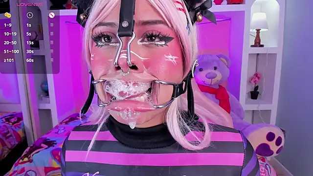 miss___megan - Miss___megan's free webcam - UK Sex Cams