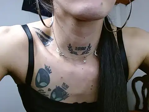 Scarlett_crastrawberry webcam