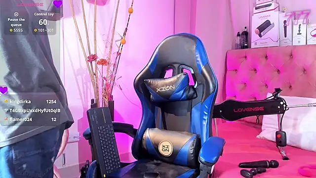 _taylor_black - _taylor_black's free webcam - UK Sex Cams