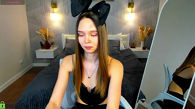 sofa_vleifo - Sofa_Vleifo's free webcam - UK Sex Cams