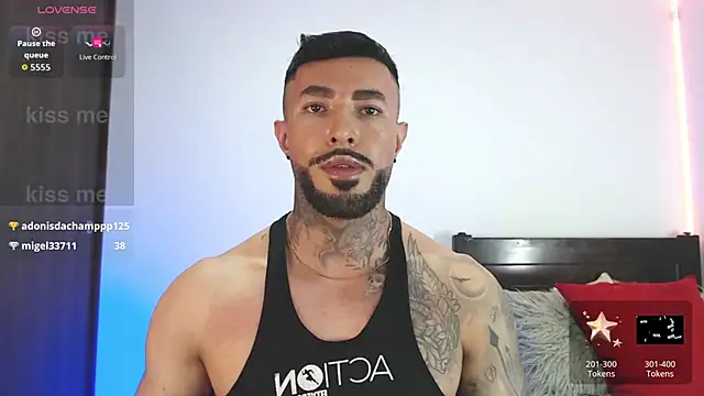 andrea_de_lucaa webcam