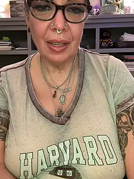 dieseldame1313 webcam