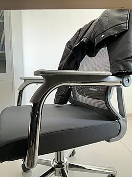 美女mi-ki1314在线直播