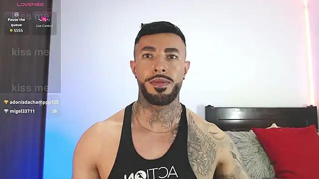 andrea_de_lucaa webcam