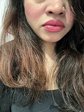 riya_sharma11 webcam