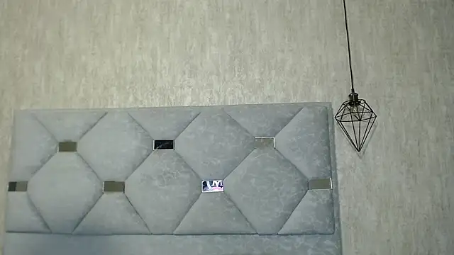 mia_coral1 - Mia_coral1's free webcam - UK Sex Cams