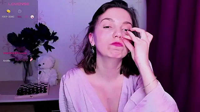 KindHazelHere_ webcam