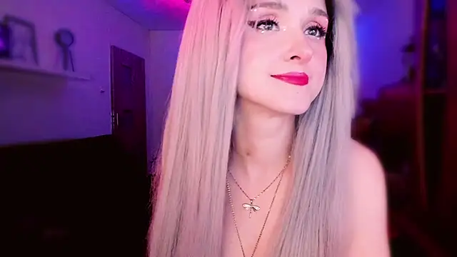 MistressJolie webcam