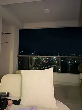 lanataylor_7 - Lanataylor_7's free webcam - UK Sex Cams