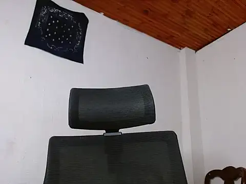 Scarlett_crastrawberry webcam