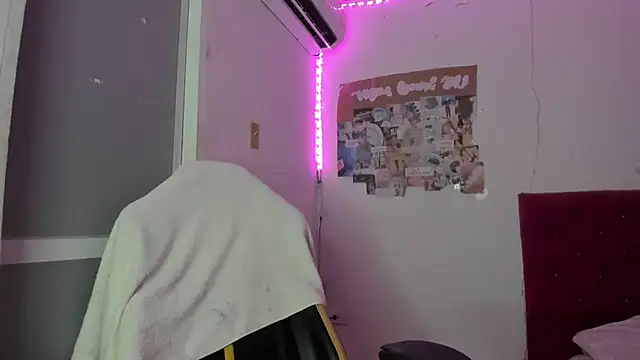 emily_stars1 - Live Cam