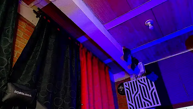 nova_kitttyy - Live Cam