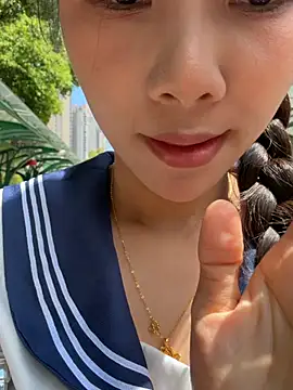 Fire-18 live sex cam