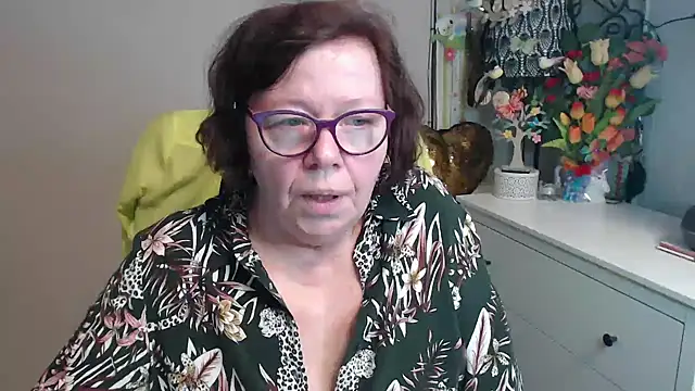 adelewildx - Adelewildx's free webcam