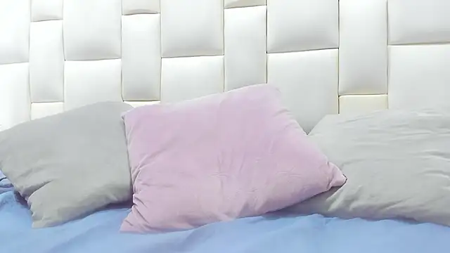 camila__herrera webcam