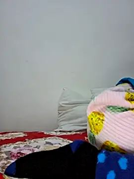 altinya - Altinya's free webcam - UK Sex Cams