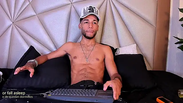 Thiagoferreti webcam