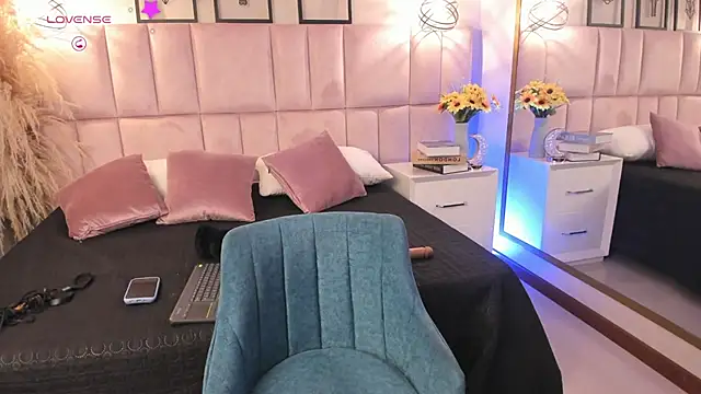 Honney_Taylor webcam